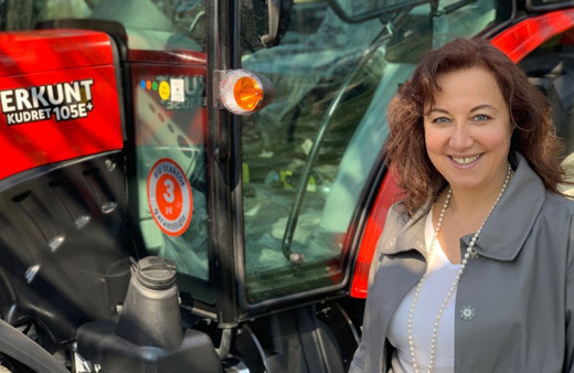 Traktör devinin patronu Zeynep Erkunt hayatını kaybetti! Zeynep Erkunt kimdir eşi ve çocukları