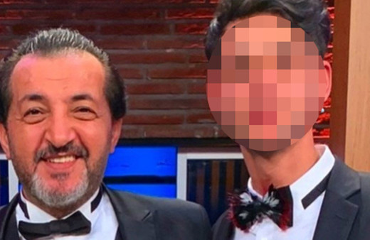 Ünlü şef Mehmet Yalçınkaya'ın oğlunu görenler inanamadı! Yakışıklılığıyla büyüledi ''Babasının kopyası''