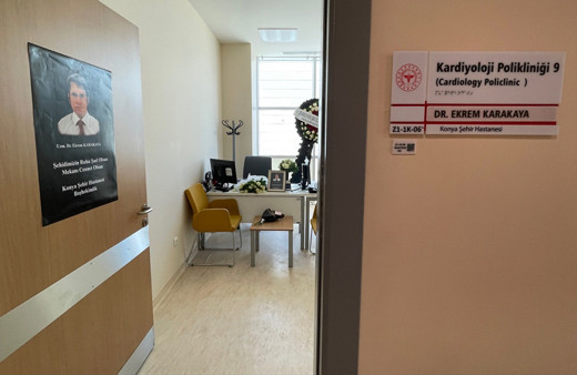 Silahlı saldırıda hayatını kaybeden Dr. Ekrem Karakaya'nın adı Konya'da yaşatılacak