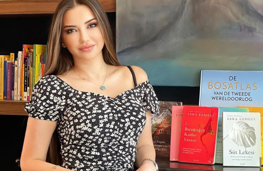 Esra Ezmeci'ye sosyal medyadan gelen itiraf şok etti: Hem kadın, hem erkek...