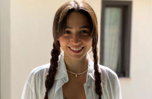 Zeynep Bastık 29 yaşına girdi boşanmadan önce kocasıyla partiledi!