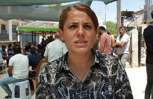  HDP'li Songül Çetin'in kredi çekip Yunanistan'a kaçtı, Yunan polisi parasını alıp Türkiye'ye itti