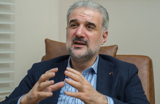 AK Parti'den eleştirilere sert yanıt: Ayakları ıslanır diye mi afet bölgesinde yoklardı?