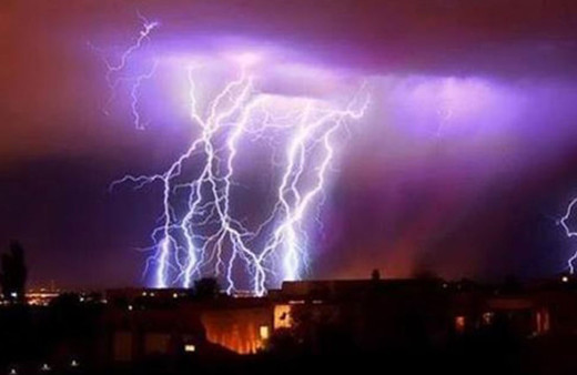 İstanbul'da dakikada 65 şimşek çaktı! Prof. Dr Orhan Şen o şimşeklerin sırrını açıkladı