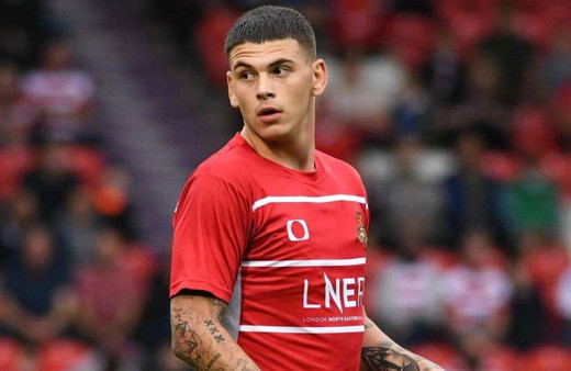 Fenerbahçe'nin genç forveti Tiago Çukur İstanbul'a geldi