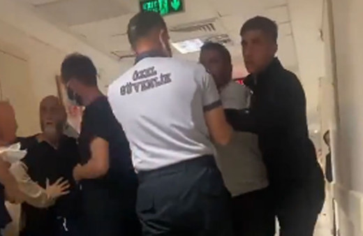 Hasta tartıştığı doktora söyledi doktor çileden çıktı 'oturduğun yerden para kazanıyorsun'