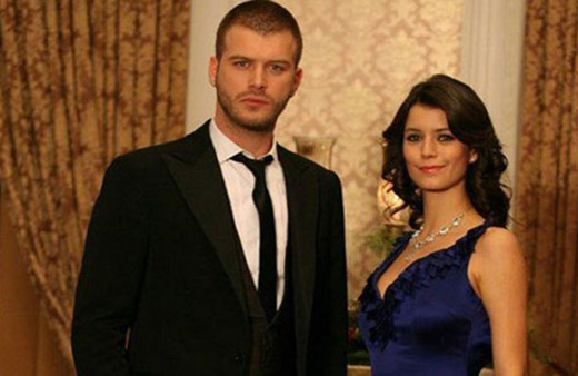 Büyük aşk bitmedi! Aşk-ı Memnu'nun dizisinin yıldızları 12 yıl sonra aynı sette