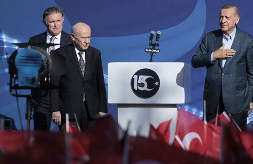 Bahçeli: "Milli birlik ve dayanışma ruhu FETO'yu durdurmuş, hesaplarını boşa çıkarmıştır"