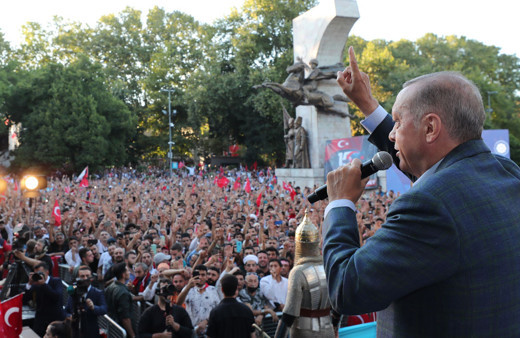 Cumhurbaşkanı Erdoğan'dan KYK açıklaması: "Biz gençlerimizi faize, enflasyona kurban etmeyiz"