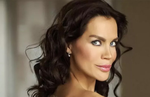 Ebru Şallı'nın son paylaşımı sosyal medyada olay oldu! "Ebru'nun yüzüne ne oldu?"