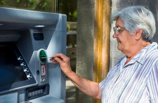 Emeklilerin zamlı maaşlarının yatacağı tarih belli oldu. Memur maaş farkları ne zaman ödenecek?