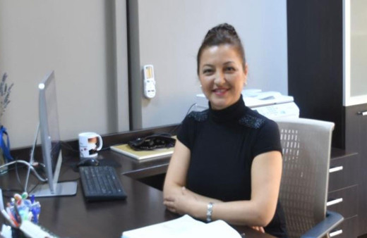 Dekan sekreteri korkunç halde bulundu! Eve çilingirle girdiler...