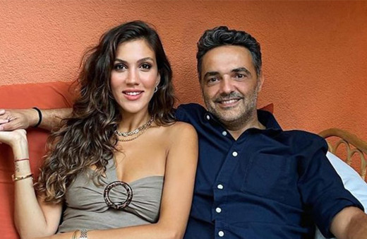 Arda Türkmen- Melodi Elbirliler çifti hayranlarını sevindiren sürpriz haberi sosyal medya hesabından duyurdu!