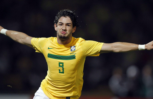 Süper Lig'de yılın transferi geliyor! Konyaspor Brezilyalı dünya starı golcüyü getiriyor