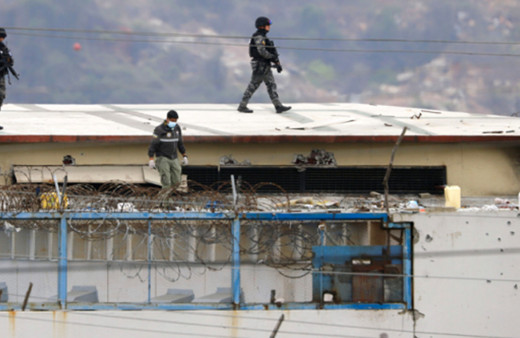 Ortalığı kan gölüne çevirdiler! Mahkumlar arasında isyan ve çatışma çıktı: En az 13 ölü