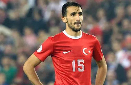 Mehmet Topal futbolu bıraktı! Sosyal medyadan veda mesajı yayınladı