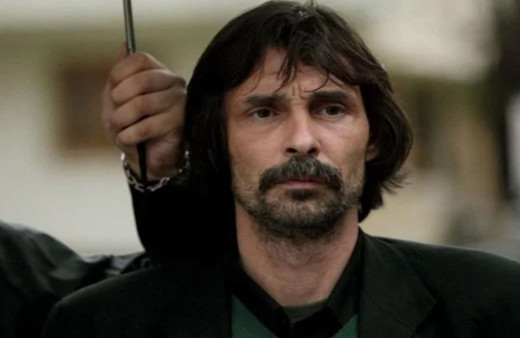 Usta oyuncu Erdal Beşikçioğlu'nun acı günü: Aldığı ölüm haberiyle yıkıldı!