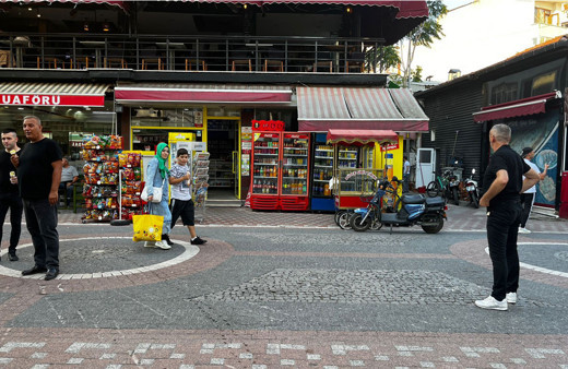 Balıkesir'deki 4.6 şiddetindeki deprem kısa süreli paniğe sebep oldu