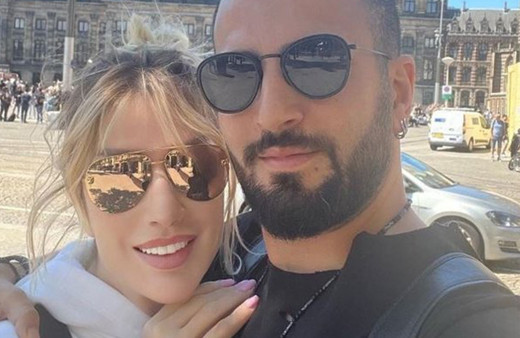 Eşi Çağlar Ökten ile tatilde aşk tazeledi!  Taze gelin Seda Sayan'ın mayolu pozu sosyal medyayı salladı