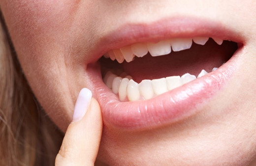 Koronavirüste yeni belirti ağzın içinden geldi dikkatli olun!