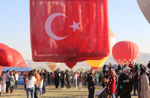 Kapadokya'da balon fiyatları 3 bin lirayı da geçti!
