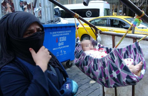 Taksim'de dilenci kadından gazeteciye pes dedirten tehdit