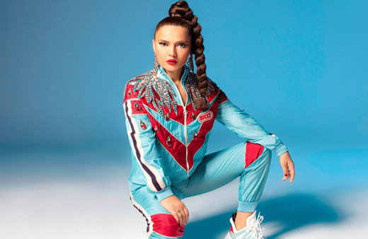 Şarkıcı Demet Akalın sinirden deliye döndü, mültecilere küfretti! ''Artık yettiniz be!''