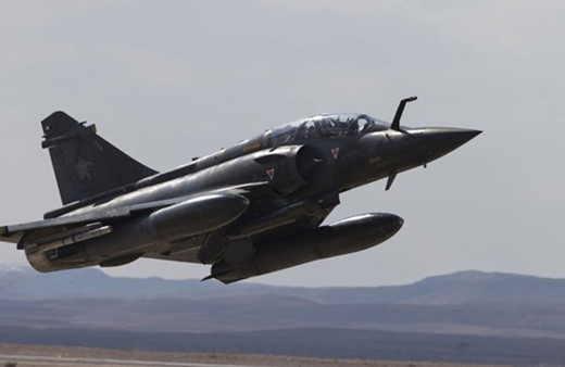 Hindistan’da savaş uçağı düştü: 2 ölü