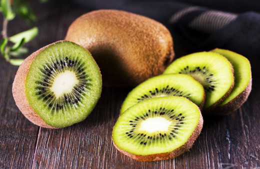 Mutsuzluğu ve gerginliği azaltıyor Kivinin kanıtlanmış tüm faydaları