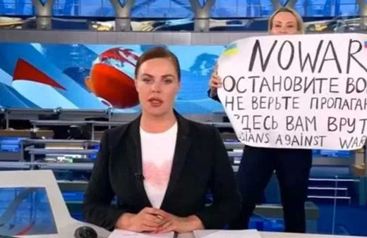 Savaşı protesto eden Rus gazeteciye para cezası