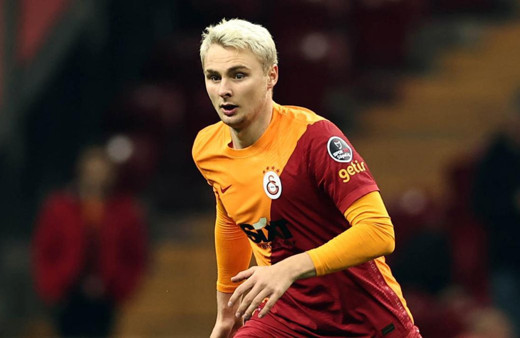 Sevilla, Marcao'nun ardından Victor Nelsson'a kancayı taktı