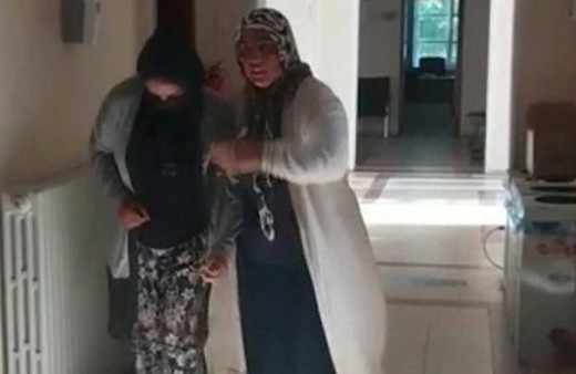 Tekerlekli sandalyedeki dilenci zabıtayı görünce iyileşti