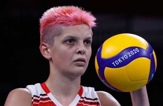 Voleybolcu Ebrar Karakurt, sokakta kavga etti! Önce taciz edildi, sonra çıldırdı!