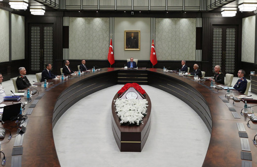 Cumhurbaşkanı Erdoğan başkanlığında YAŞ toplantısının tarihi belli oldu Kaç FETÖ'cü ihraç edildi?