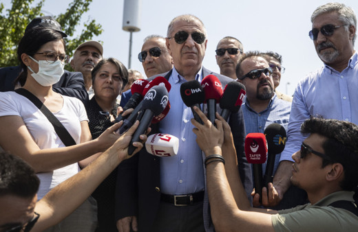 Ümit Özdağ'dan KPSS iddiası: Dershanenin sahibi ÖSYM"den başka ihaleler de almış!