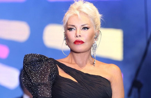 Türkiye'nin Süperstar'ı Ajda Pekkan'dan kötü haber! Tüm konserleri iptal edildi