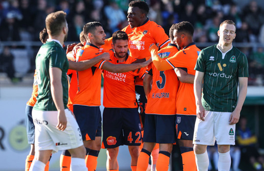 Başakşehir tur kapısını araladı, Konyaspor turu rövanşa bıraktı