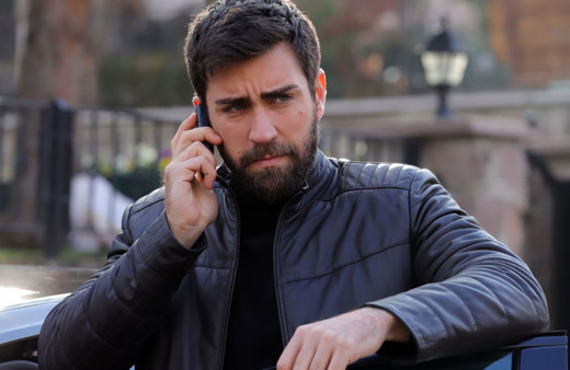 Çağlar Ertuğrul'un ayrılığı seyirciyi isyan ettirmişti! Teşkilat dizisinin yeni başrolü akılları baştan almaya geliyor