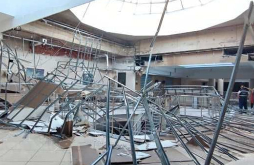 Kartal Anadolu Adliyesi'nde asma tavan çöktü