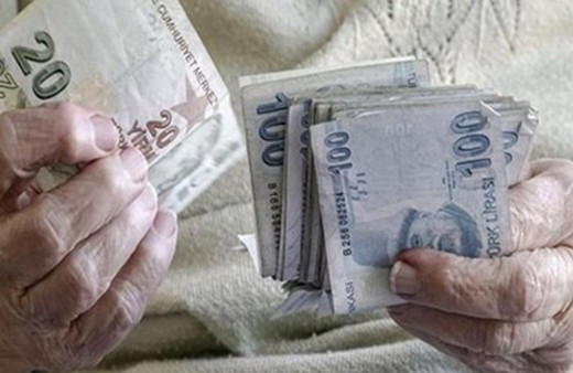 Bankalar promosyon yarışına girdi! Hangi banka, ne kadar emekli promosyonu ödüyor? E-Devlet detayına bakın