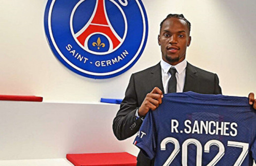 PSG Renato Sanches'i transfer etti: Bonservis bedeli 15 milyon euro
