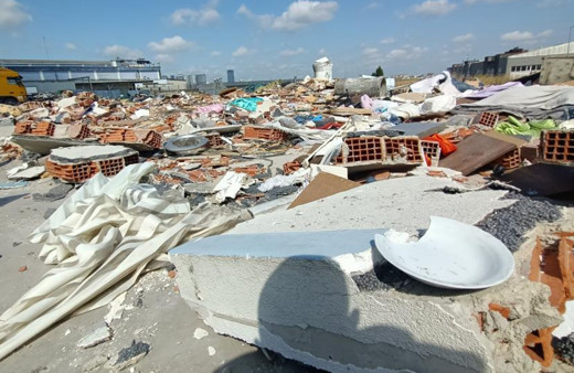 Silahlı korumayla 12 yıllık mescidi yıktırdı! Esenyurt'ta arsa sahibi tepki çekti