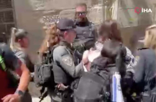 Yahudilerden Mescid-i Aksa'ya baskın! Dışişleri Bakanlığı'ndan tepki geldi