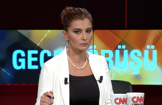 Hande Fırat'tan "Oraya gelip hepinizi dövesim var" sözlerine sert tepki: Gelsene hadi bekliyorum