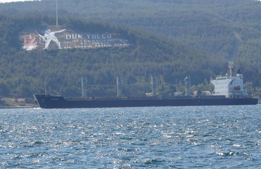 Ukrayna’dan yola çıkan ‘Navi-Star’ tahıl gemisi Çanakkale Boğazı’ndan geçti