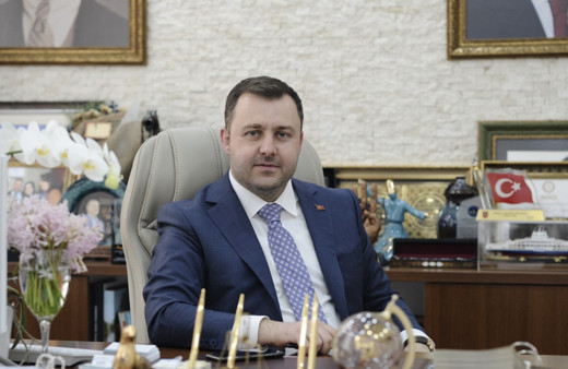 Güray Yüksel kimdir, aslen nereli, Ezine Belediye Başkanı Güray Yüksel kaç yaşında?