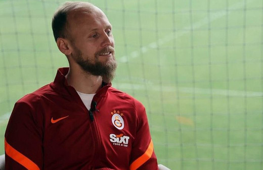 Semih Kaya 31 yaşında futbolu bıraktığını açıkladı