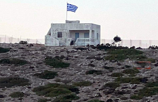 Yunanistan'dan büyük tahrik! Bayrak dikmeye başladılar Dışişleri'ne 'nota' çağrısı