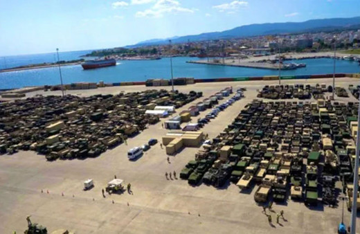 Yunanistan'ın havası söndü! ABD Türkiye sınırındaki silahlarını geri götürüyor! Uzunluğu tam 290 metre...