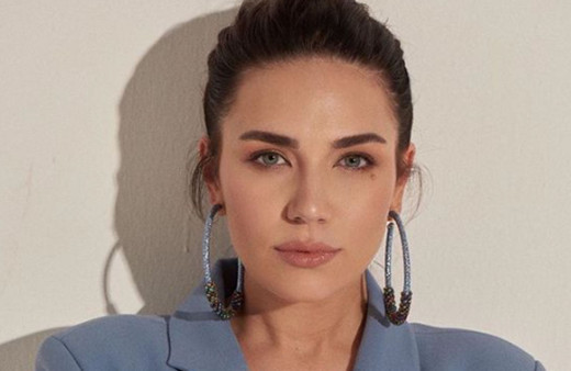 Buse Varol iddialı paylaşımlarına devam ediyor! Alişan bu paylaşıma fena kızacak! İşte o fotoğraf